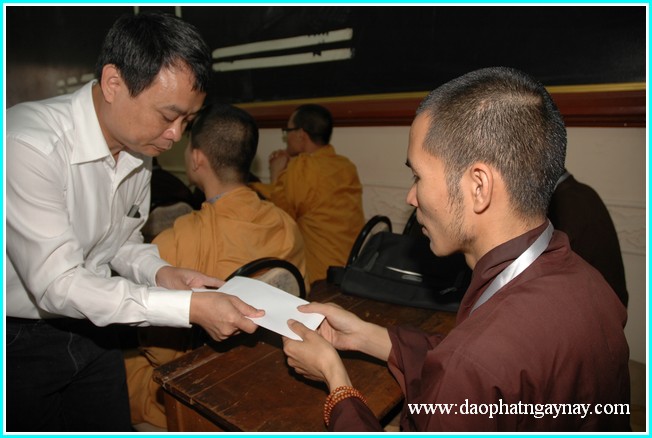 TP. HCM: Lễ phát học bổng Pali lần thứ nhất