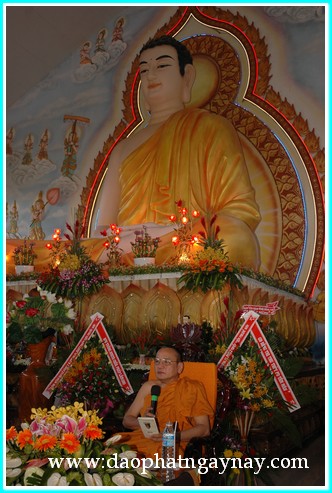 Đồng Nai: Đại lễ dâng y Kathina tại thiền viện Phước Sơn