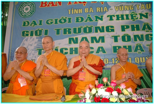 Đại giới đàn Thiện Hòa VII: Truyền giới theo truyền thống Nam tông tại giới trường Thích Ca Phật Đài