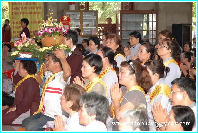 Đồng Nai: Đại lễ dâng y Kathina tại thiền viện Phước Sơn