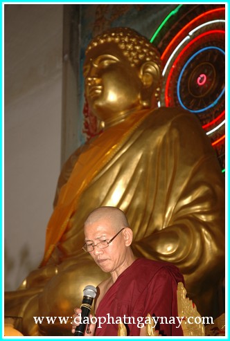 TP. HCM: Đại lễ dâng y Kathina tại thiền viện Nguyên Thủy