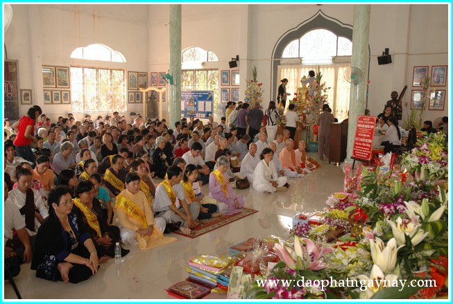 TP. HCM: Đại lễ dâng y Kathina tại thiền viện Nguyên Thủy