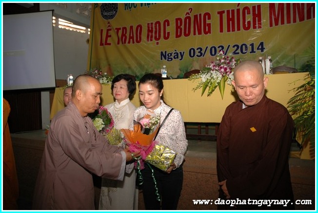 TP. HCM: Chùm ảnh lễ trao học bổng Thích Minh Châu lần 2