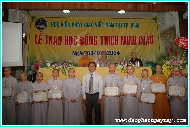 TP. HCM: Chùm ảnh lễ trao học bổng Thích Minh Châu lần 2