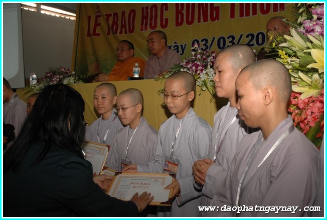 TP. HCM: Chùm ảnh lễ trao học bổng Thích Minh Châu lần 2