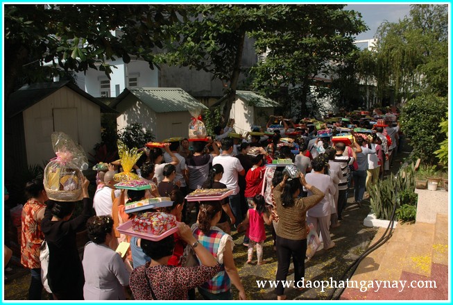 TP. HCM: Đại lễ dâng y Kathina tại thiền viện Nguyên Thủy