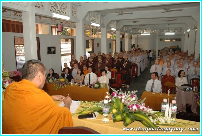 TP. HCM: Chùm ảnh lễ trao học bổng Thích Minh Châu lần 2