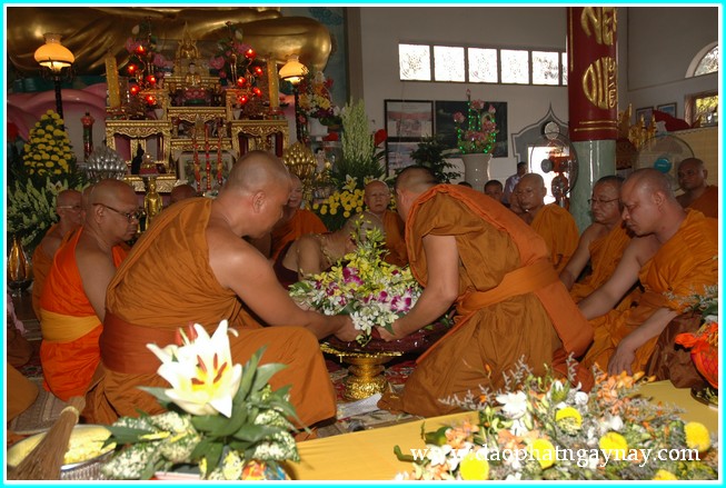 TP. HCM: Đại lễ dâng y Kathina tại thiền viện Nguyên Thủy