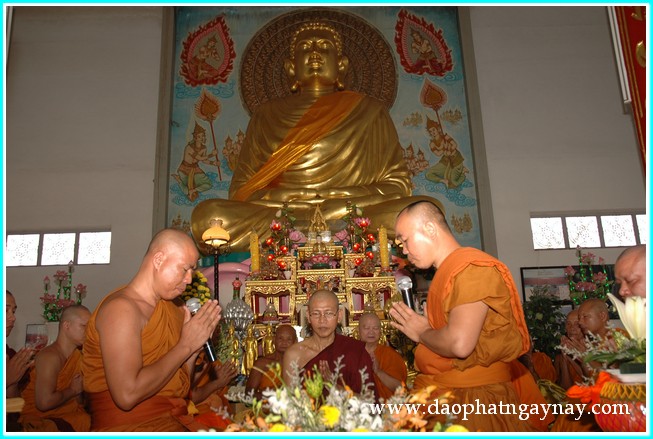 TP. HCM: Đại lễ dâng y Kathina tại thiền viện Nguyên Thủy