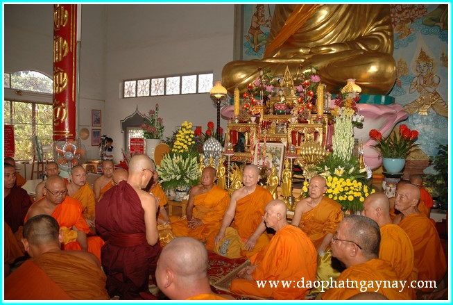 TP. HCM: Đại lễ dâng y Kathina tại thiền viện Nguyên Thủy