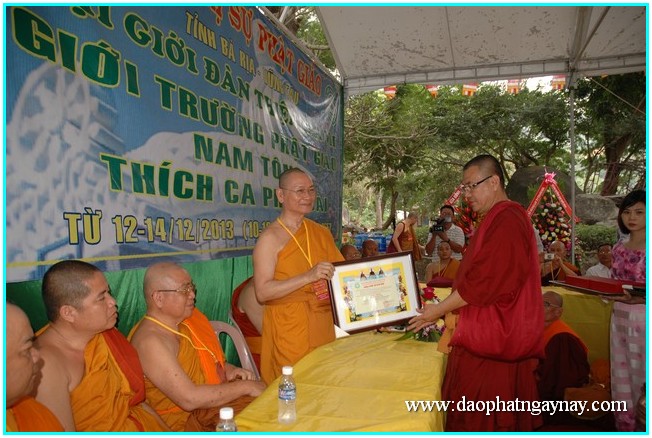 Đại giới đàn Thiện Hòa VII: Truyền giới theo truyền thống Nam tông tại giới trường Thích Ca Phật Đài