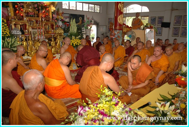 TP. HCM: Đại lễ dâng y Kathina tại thiền viện Nguyên Thủy