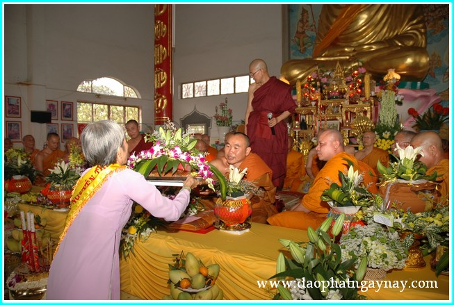 TP. HCM: Đại lễ dâng y Kathina tại thiền viện Nguyên Thủy