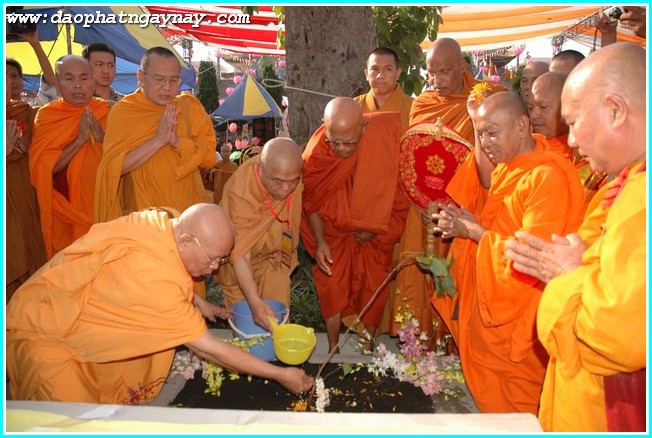 Phật giáo Nam tông tưởng niệm 60 năm tổ sư Minh Đăng Quang vắng bóng