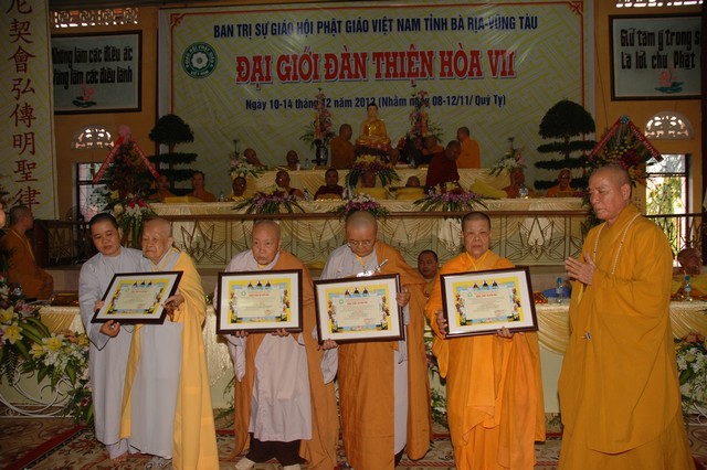 Chùm ảnh: Lễ bế mạc đại giới đàn Thiện Hòa VII