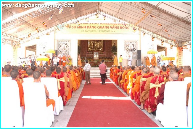 Phật giáo Nam tông tưởng niệm 60 năm tổ sư Minh Đăng Quang vắng bóng