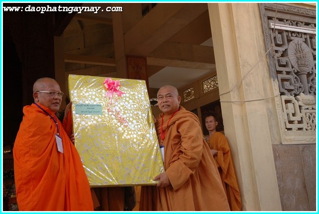 Phật giáo Nam tông tưởng niệm 60 năm tổ sư Minh Đăng Quang vắng bóng