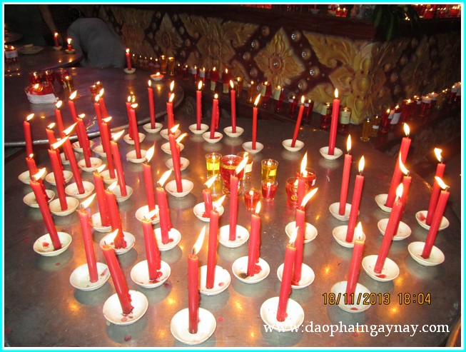 Đồng Nai: Lễ hội cúng đèn rằm tháng 10 tại thiền viện Phước Sơn