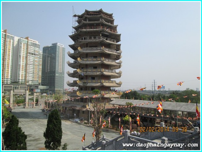 TP. HCM: Chùm ảnh giai đoạn trần thiết triển lãm Ánh Minh Quang