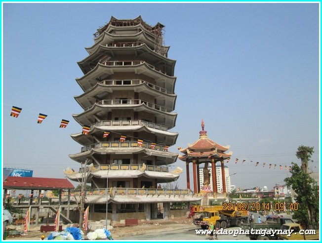 TP. HCM: Chùm ảnh giai đoạn trần thiết triển lãm Ánh Minh Quang