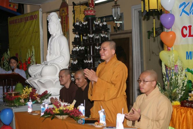 TP.HCM: Thiêng liêng lễ mừng ngày nhà giáo, 20/11 tại chùa Thiên Chánh