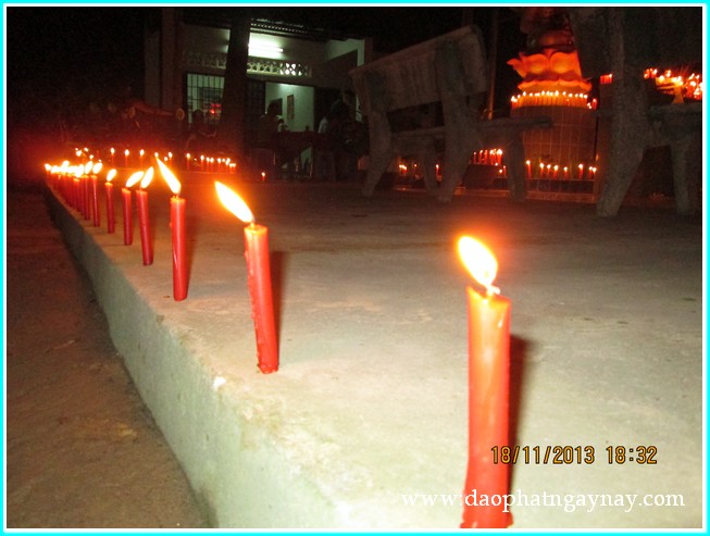 Đồng Nai: Lễ hội cúng đèn rằm tháng 10 tại thiền viện Phước Sơn