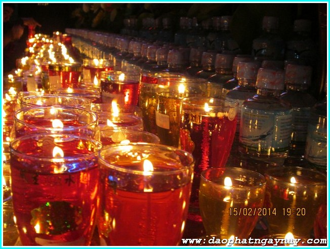 Lễ hội cúng đèn rằm tháng giêng tại thiền viện Phước Sơn