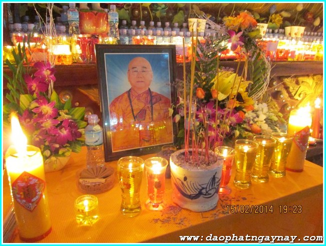 Lễ hội cúng đèn rằm tháng giêng tại thiền viện Phước Sơn