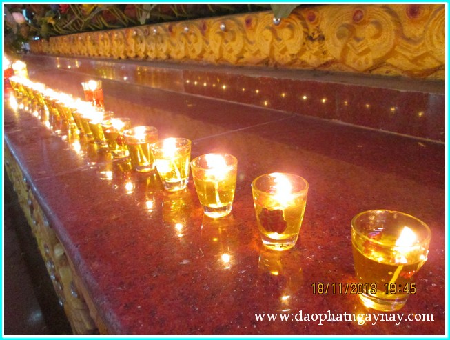 Đồng Nai: Lễ hội cúng đèn rằm tháng 10 tại thiền viện Phước Sơn