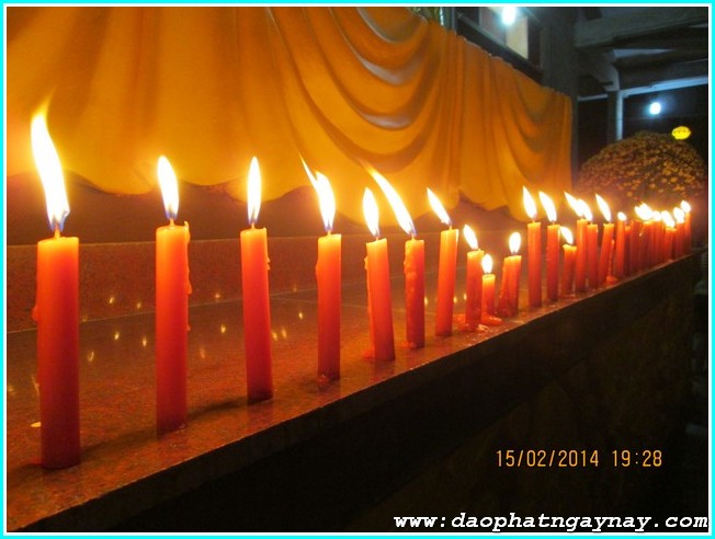 Lễ hội cúng đèn rằm tháng giêng tại thiền viện Phước Sơn