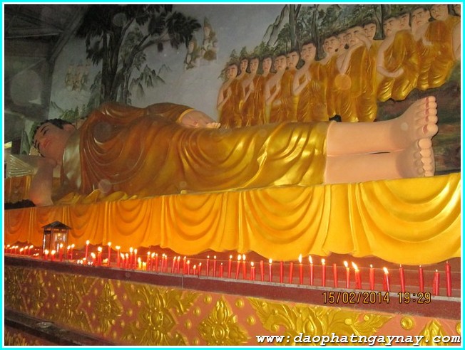 Lễ hội cúng đèn rằm tháng giêng tại thiền viện Phước Sơn