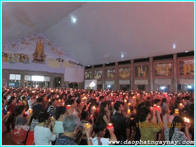 Lễ hội cúng đèn rằm tháng giêng tại thiền viện Phước Sơn