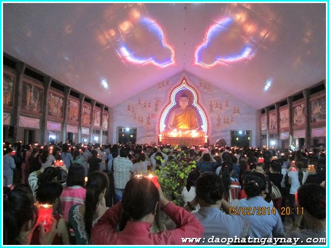 Lễ hội cúng đèn rằm tháng giêng tại thiền viện Phước Sơn