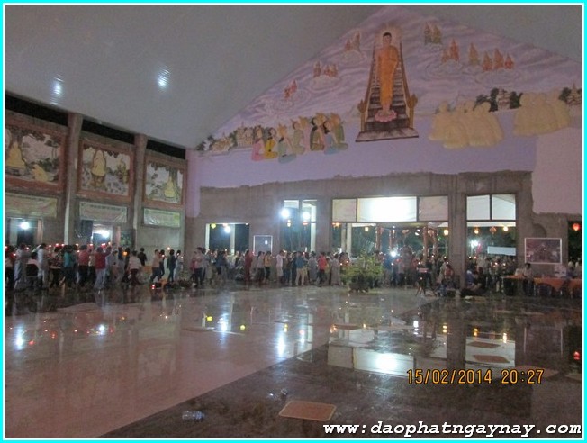 Lễ hội cúng đèn rằm tháng giêng tại thiền viện Phước Sơn