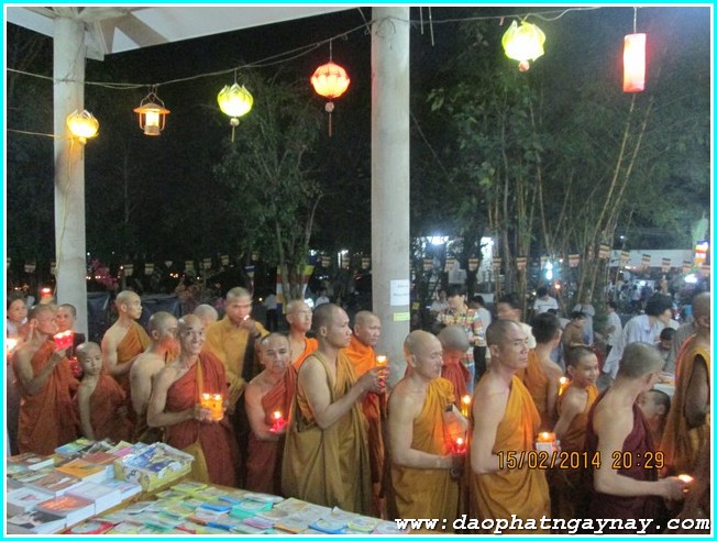 Lễ hội cúng đèn rằm tháng giêng tại thiền viện Phước Sơn