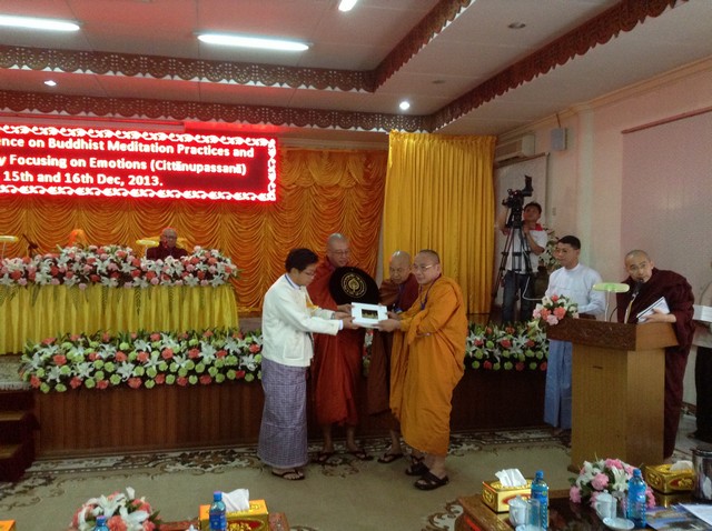 Myanmar: Hội thảo khoa học quốc tế về thiền Vipassana