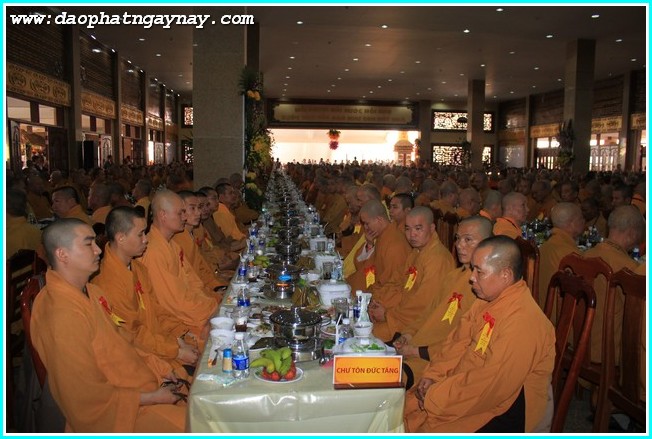 TP. HCM: Chính thức diễn ra đại lễ tưởng niệm 60 năm tổ sư Minh Đăng Quang vắng bóng