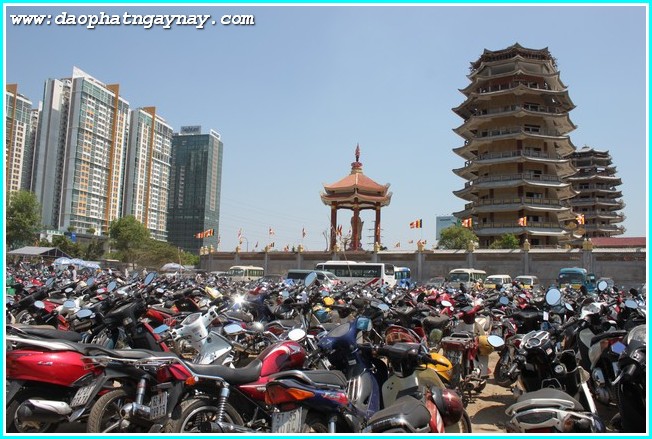 TP. HCM: Chính thức diễn ra đại lễ tưởng niệm 60 năm tổ sư Minh Đăng Quang vắng bóng