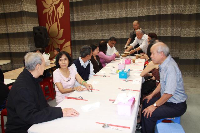 Buổi Chiếu Phim Tại Chùa Quang Minh, Melbourne, Úc Châu Được Thành Công Viên Mãn