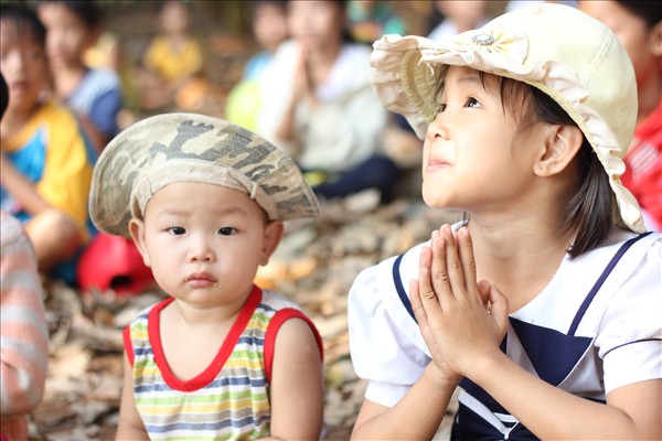 Phật Di Lặc Về Với Người Dân Đồn Điền Cao Su