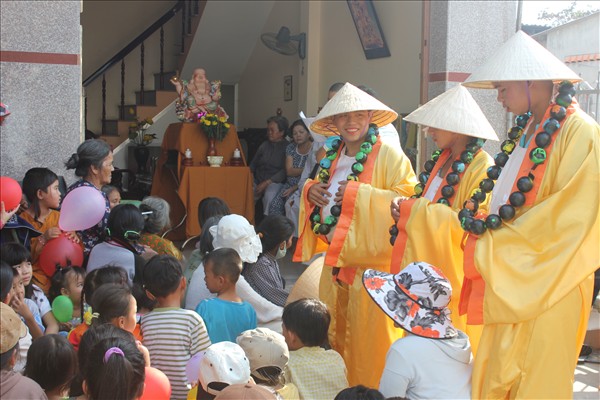 Phật Di Lặc về nơi xóm chài Lagi