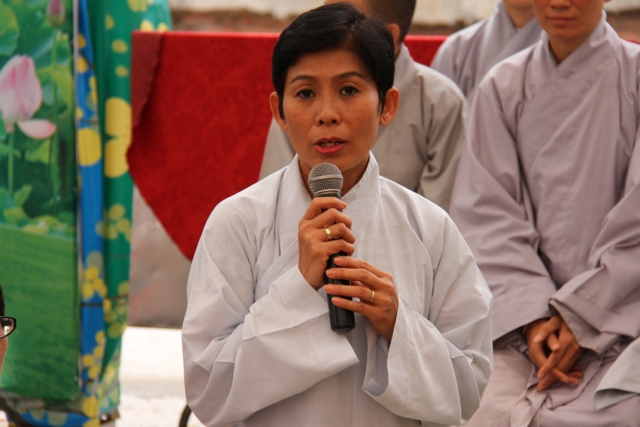 Quỹ Từ Thiện ĐPNN: Chương trình Quà Tết Yêu Thương 2014 đợt 3 tại chùa Giác Ngộ