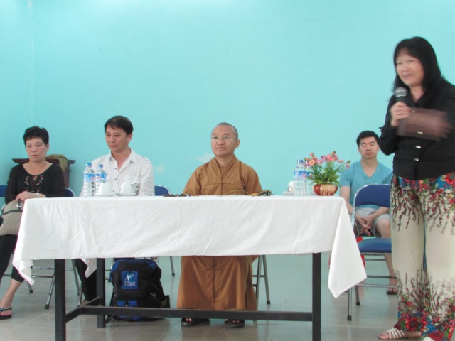Quỹ Từ Thiện Đạo Phật Ngày Nay thăm và tặng quà tết tại TTBTXH Tân Hiệp - Bình Phước