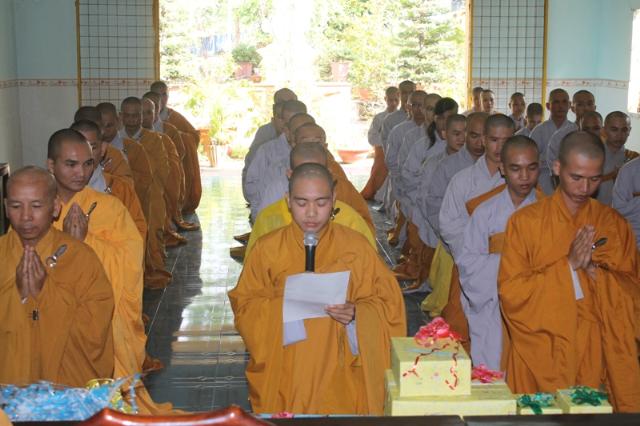 Đồng Tháp: Trường Trung Cấp Phật Học Đồng Tháp – Nhân Ngày Nhà Giáo Việt Nam 20/11