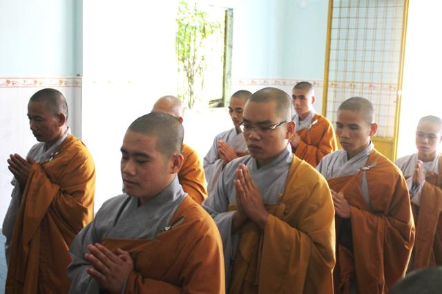 Đồng Tháp: Trường Trung Cấp Phật Học Đồng Tháp – Nhân Ngày Nhà Giáo Việt Nam 20/11