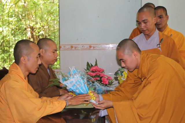 Đồng Tháp: Trường Trung Cấp Phật Học Đồng Tháp – Nhân Ngày Nhà Giáo Việt Nam 20/11