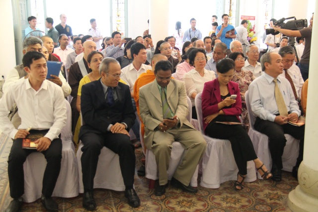 TP. HCM: Khai mạc Triển lãm Phật giáo Dharma Darshan