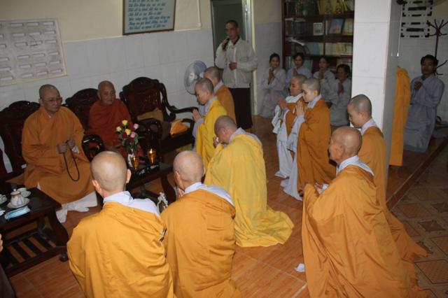 Hình Ảnh Lễ Cung Thỉnh Nhục Thân Cố Ni Trưởng Thích Nữ Như Nghĩa Nhập Kim Quan