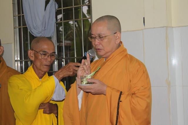 Hình Ảnh Lễ Cung Thỉnh Nhục Thân Cố Ni Trưởng Thích Nữ Như Nghĩa Nhập Kim Quan