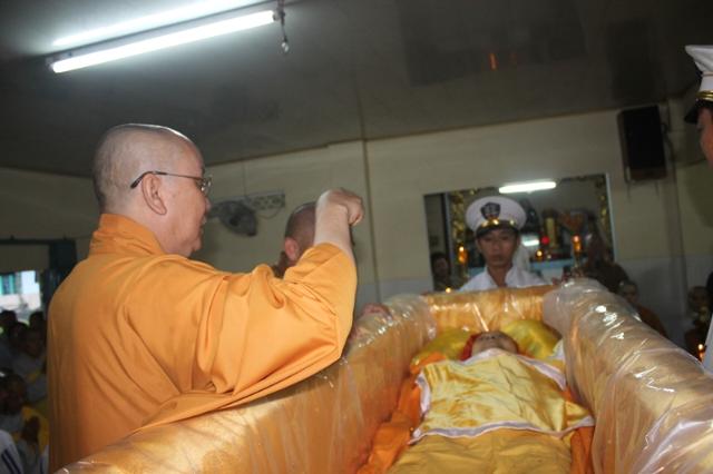 Hình Ảnh Lễ Cung Thỉnh Nhục Thân Cố Ni Trưởng Thích Nữ Như Nghĩa Nhập Kim Quan